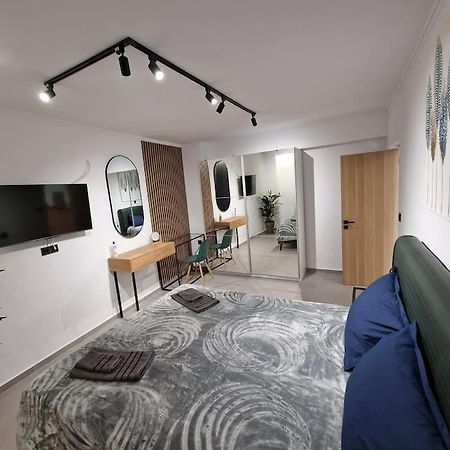 Patras Blue Sea And Sky Deluxe Apartment المظهر الخارجي الصورة