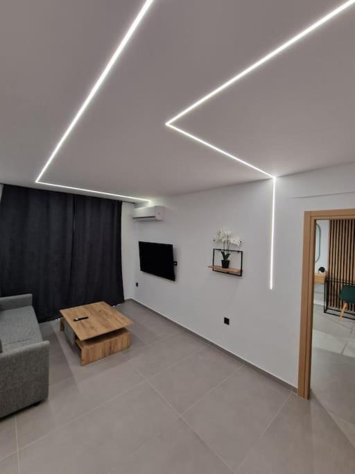 Patras Blue Sea And Sky Deluxe Apartment المظهر الخارجي الصورة