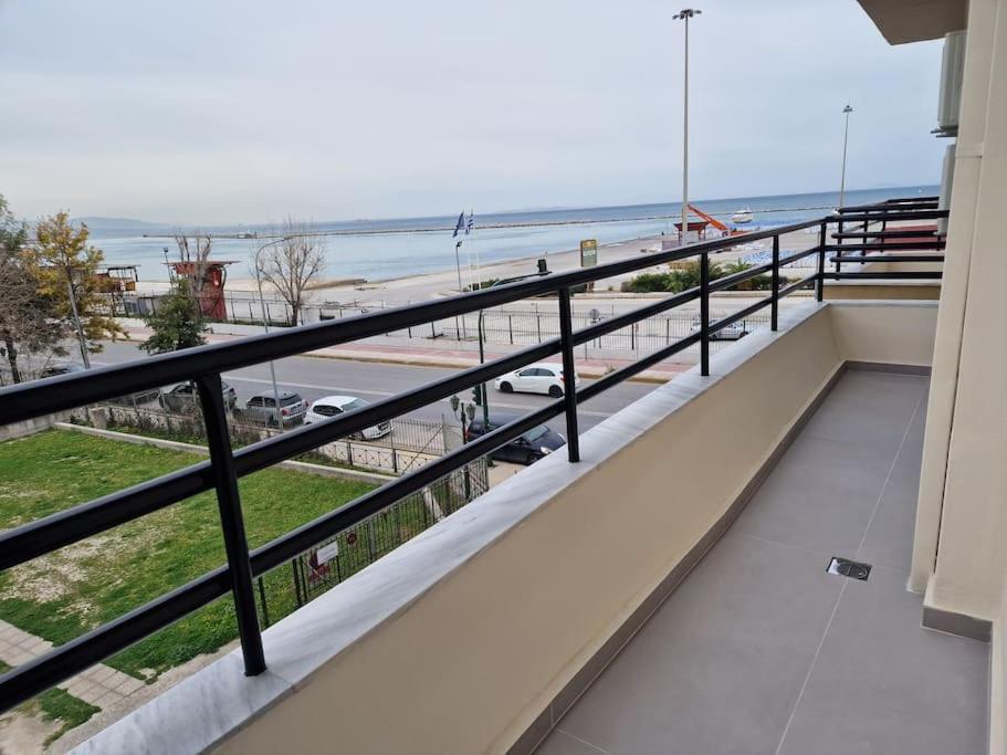Patras Blue Sea And Sky Deluxe Apartment المظهر الخارجي الصورة